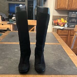 Sofft black Suede Leather Knee High Boots Sz 7.5 Heeled Round Toe